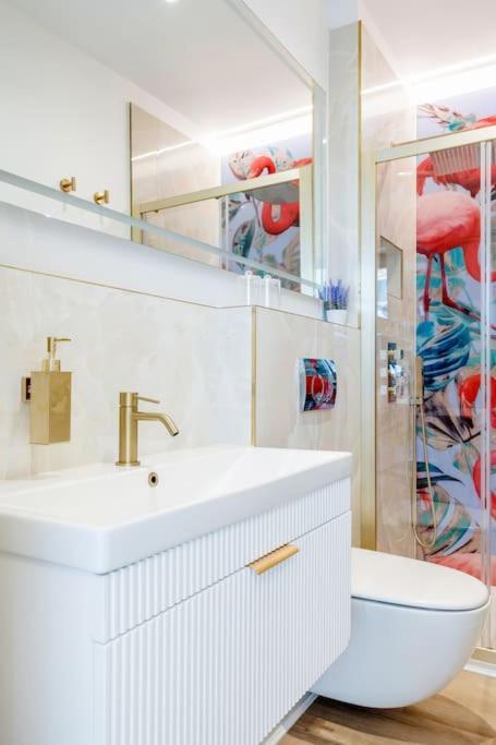House 10 Mins To Tower Bridge Hot Tub & Parking Villa London Ngoại thất bức ảnh