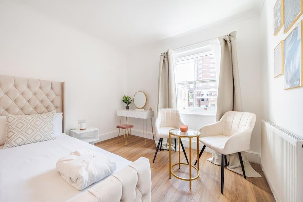 House 10 Mins To Tower Bridge Hot Tub & Parking Villa London Ngoại thất bức ảnh